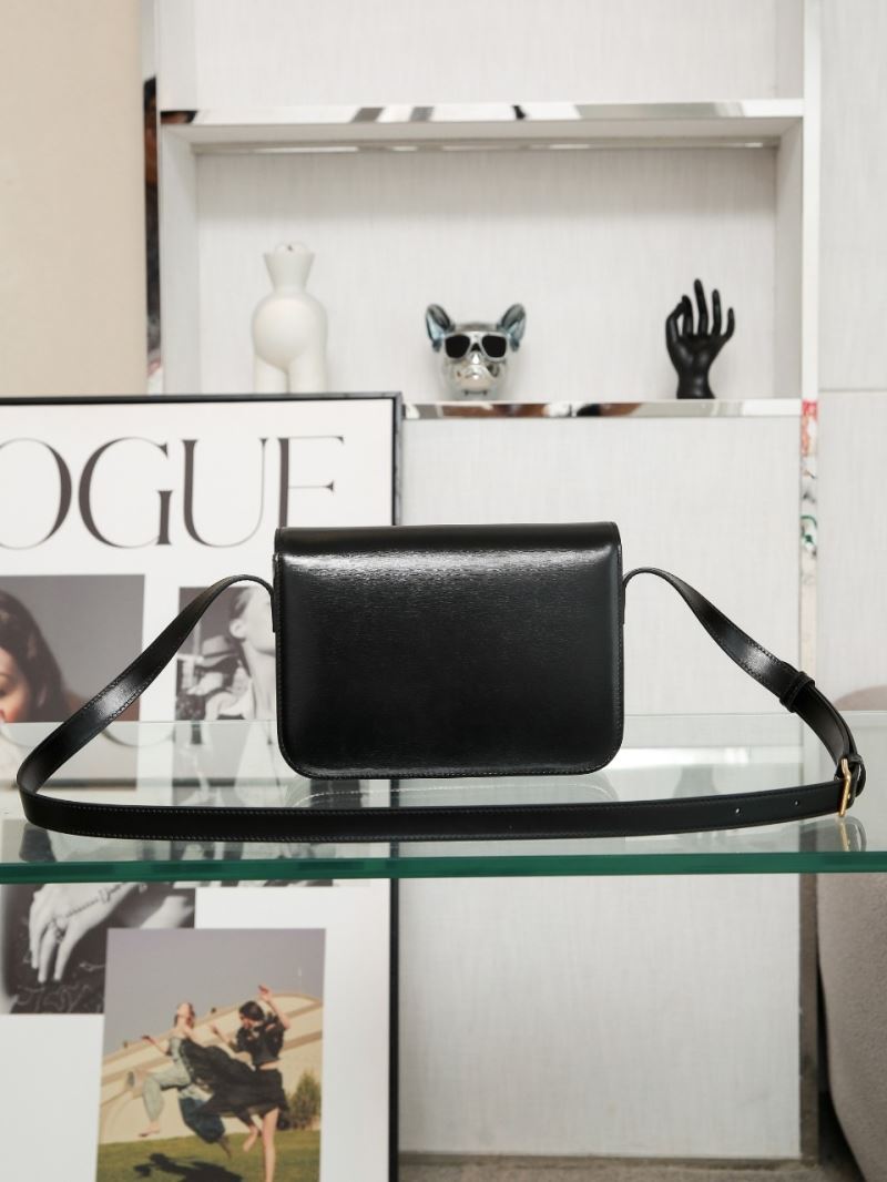 Ce1i*e triomphe bags